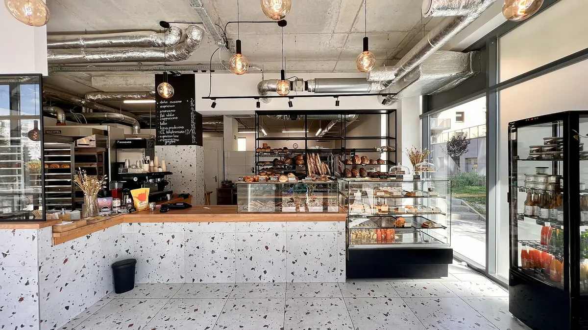 Bayne's – bakery in Dunfermline town centre